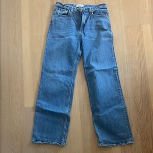 Abercrombie & Fitch The 90s Relaxed Fit Blue Jeans 29
